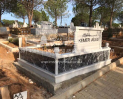 iki Kisilik Govde Siyah Mermer Sutunlu Mezar-1