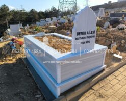 Özel Tasarım Baş Taşı Kabartma İşlemeli Mermer Mezar