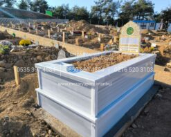 Özel Tasarım Baş Taşı Kabartma İşlemeli Mermer Mezar