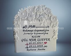 Derin Kabartma Çiçek Desenli CNC Mermer Mezar Taşı