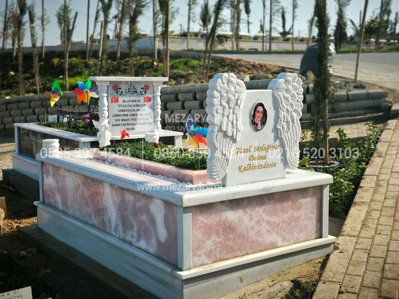Pembe Onyx Mermer Melek Kanatli Mezar Tasi Modeli